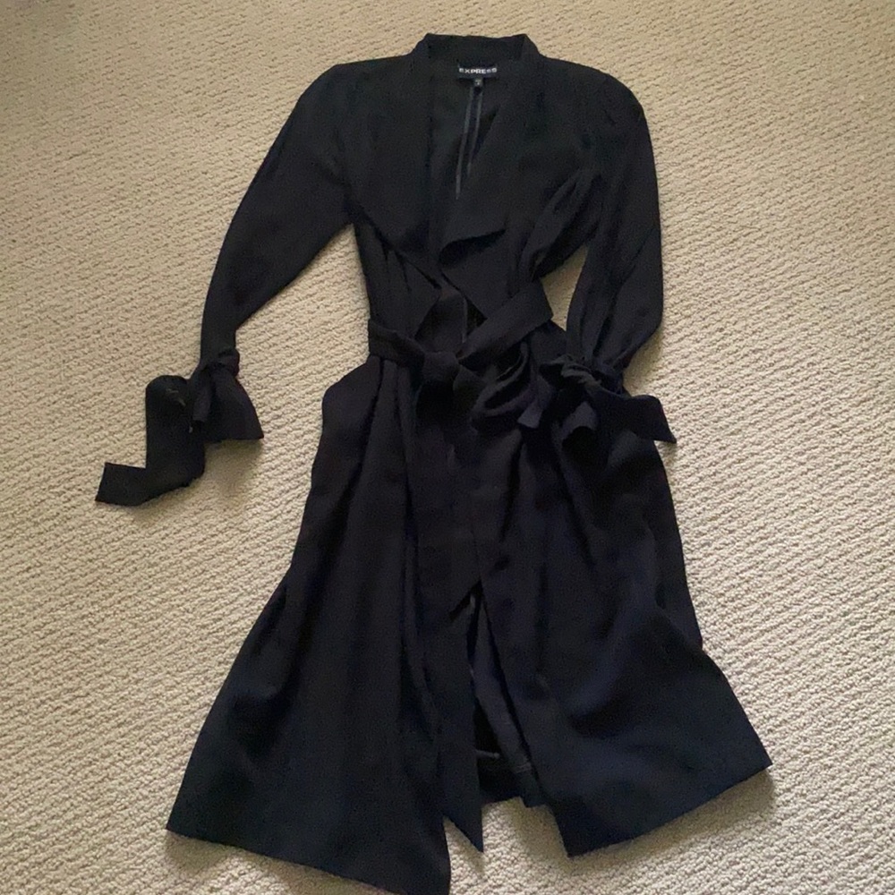 NWOT trench